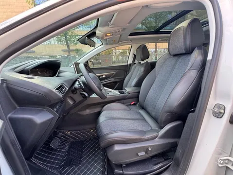Peugeot 4008