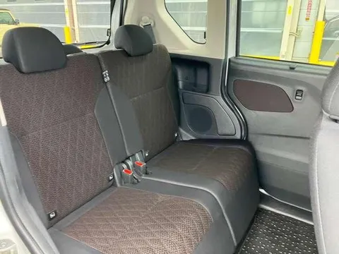 Mitsubishi eK X Space