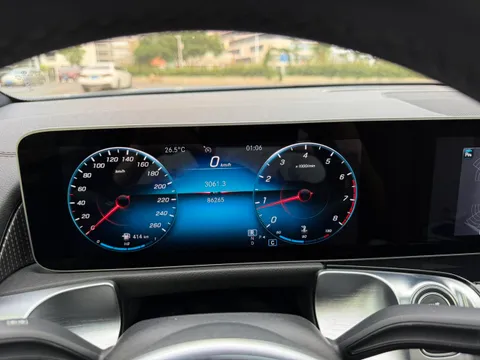 Mercedes-Benz Mercedes-Benz GLB