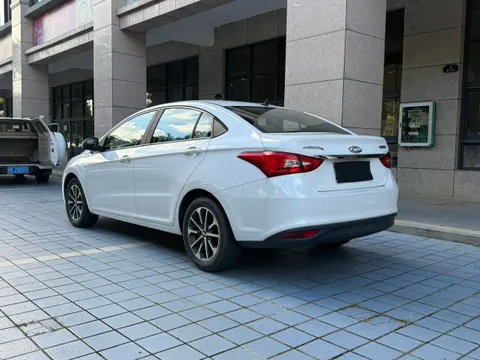 Chery Arrizo 5