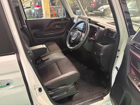 Suzuki Spacia Custom