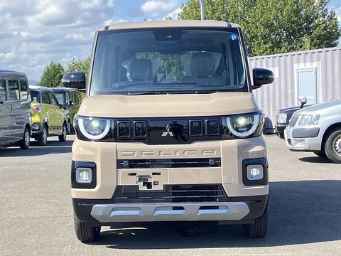 Mitsubishi Delica Mini