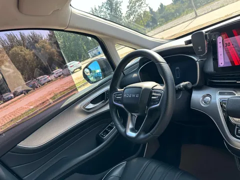 Roewe iMAX8