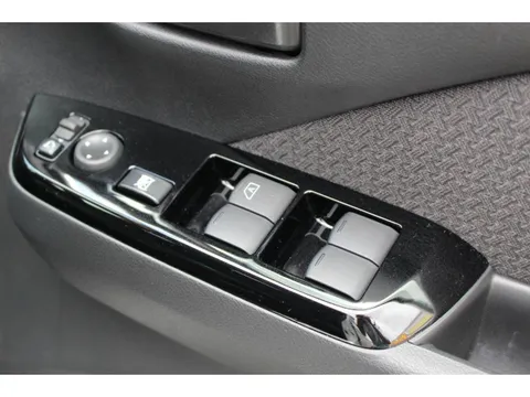 Mitsubishi eK X