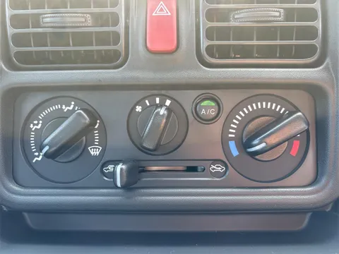 Nissan Clipper Truck
