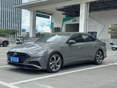 Hyundai