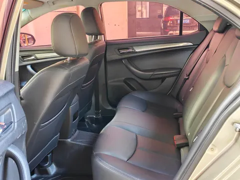 Roewe 360
