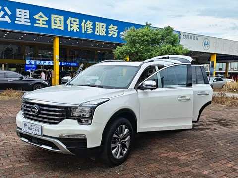 Gac GS8