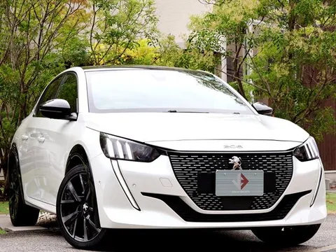 Peugeot 208