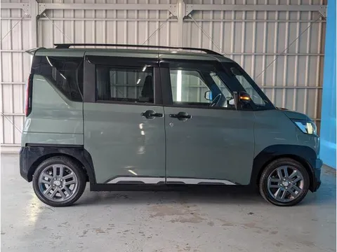Mitsubishi Delica Mini