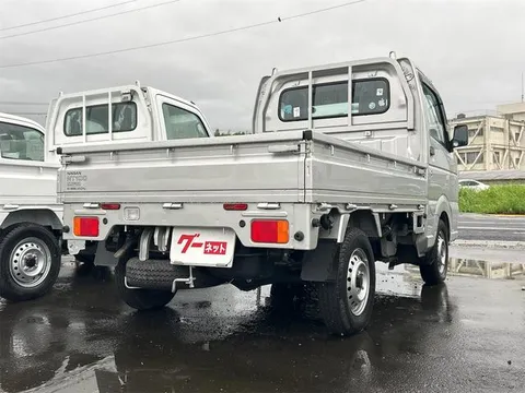 Nissan Clipper Truck
