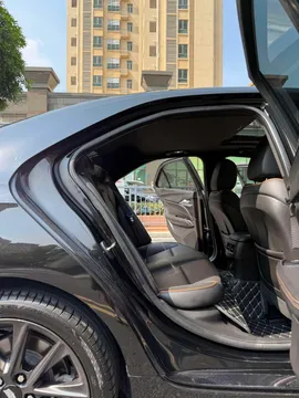 Cadillac CT4