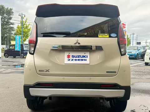 Mitsubishi eK X