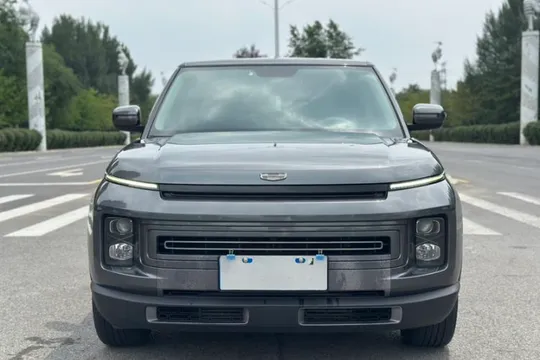 Geely Icon
