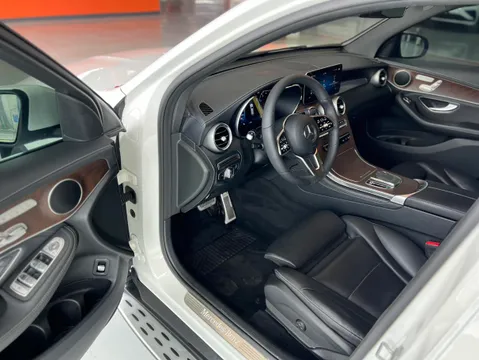 Mercedes-Benz Mercedes-Benz GLC