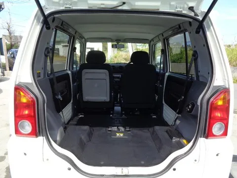 Daihatsu Naked