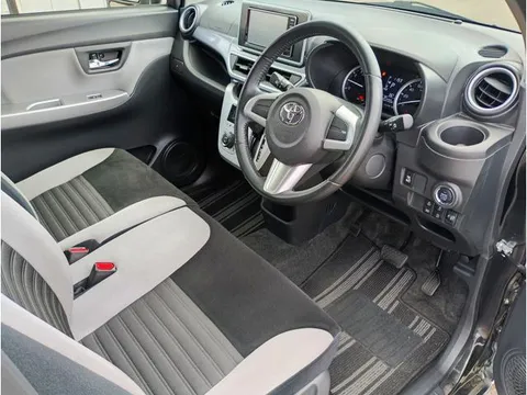Toyota Pixis Joy