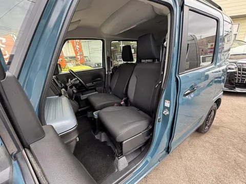 Suzuki Spacia Base