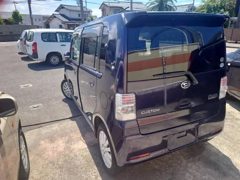 Daihatsu Move Conte