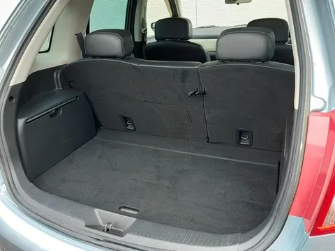 Mazda Verisa