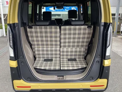 Honda N-BOX Joy