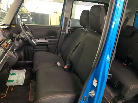 Suzuki Spacia Gear