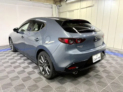 Mazda MAZDA3 Fastback