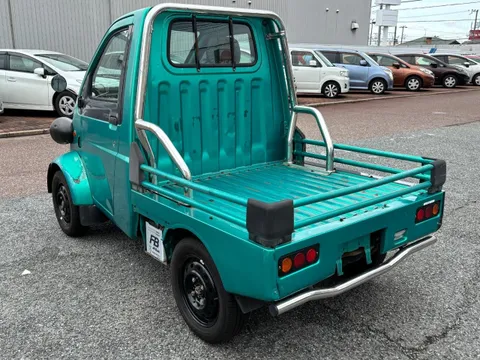Daihatsu Midgetii