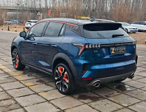 Lynk & Co Lynk & Co 06