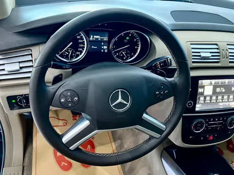 Mercedes-Benz R-Class
