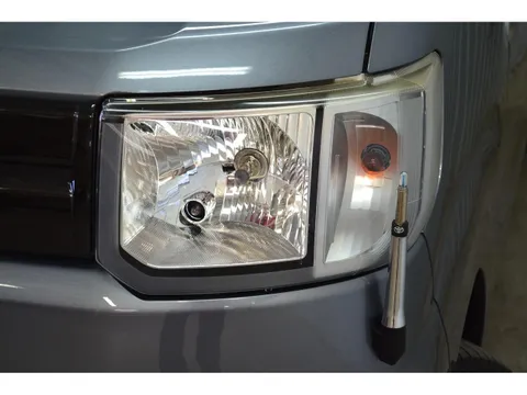 Toyota Pixis Mega