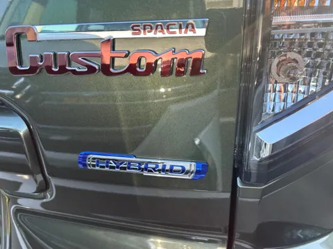 Suzuki Spacia