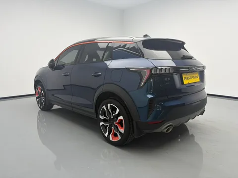 Lynk & Co Lynk & Co 06