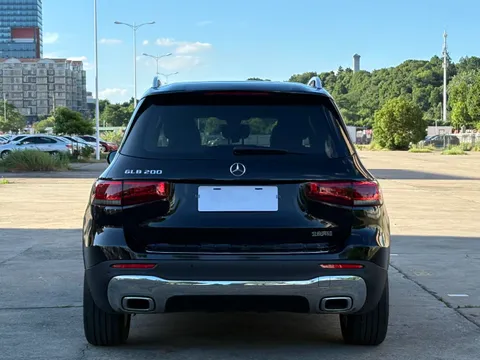 Mercedes-Benz Mercedes-Benz GLB