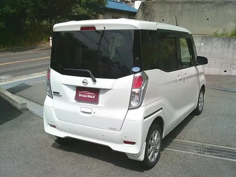 Nissan Dayz Roox