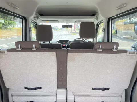 Mitsubishi Minicab Van