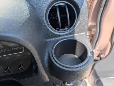 Daihatsu Mira Tocot