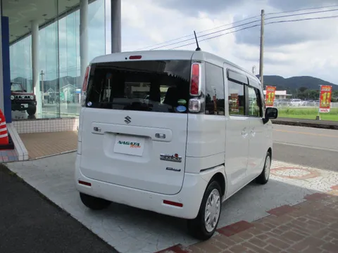 Suzuki Spacia