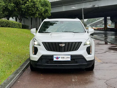 Cadillac XT4