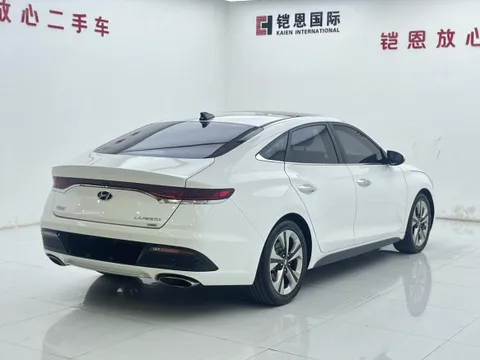 Hyundai Festa