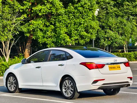 Hyundai Mistra