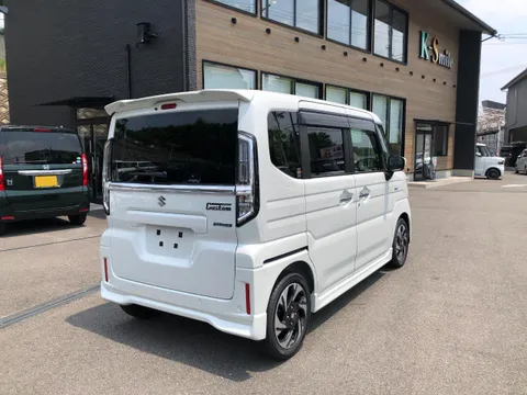 Suzuki Spacia Custom