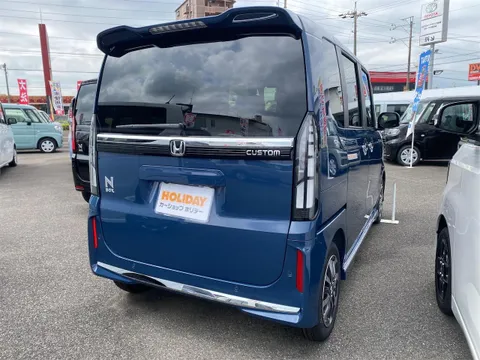 Honda N-BOX Custom