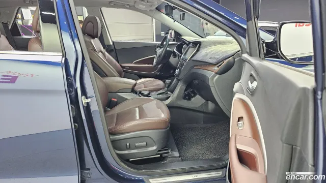 Hyundai Grand Santa Fe (Maxcruz)