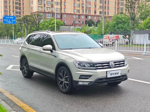 Volkswagen Tiguan L