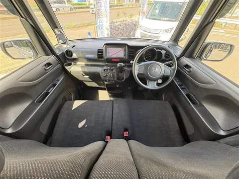 Honda N-BOX Plus