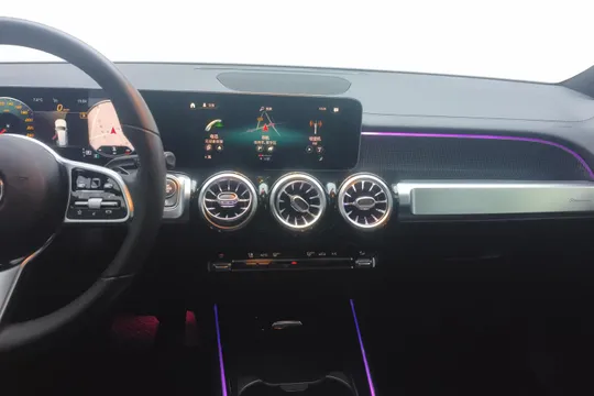 Mercedes-Benz Mercedes-Benz GLB
