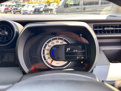 Suzuki Spacia Base