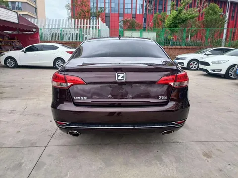 Zotye Z700