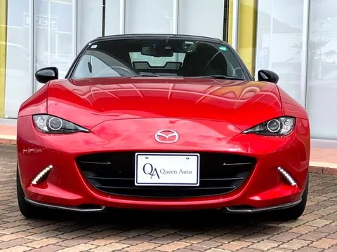 Mazda MX-5 (Roadster)
